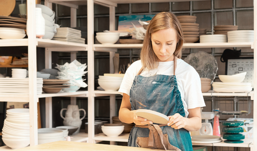 Side Hustles: Why do smart employers support moonlighting? And how do they make it work?